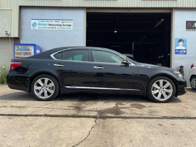 レクサスLSハイブリッド 600h バージョンS Iパッケージ 4WD　HVバッテリー交換済み・検令和8年9月 5000