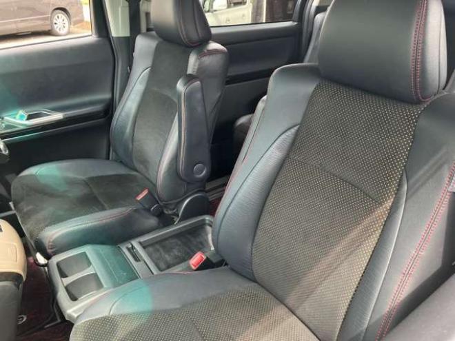 ヴェルファイア2.4 Z ゴールデンアイズII 4WD　 2400