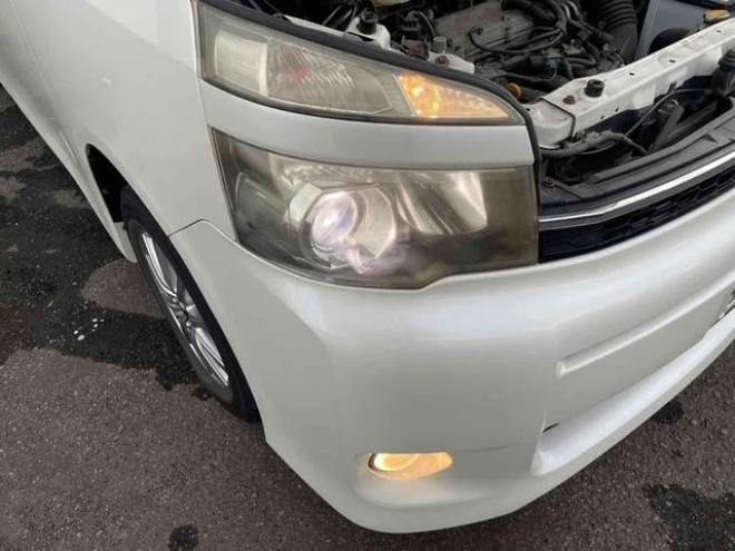 ヴォクシーＸ Ｌエディション 寒冷地仕様 4WD 2000 5Dr