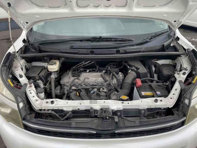 ヴォクシーＸ Ｌエディション 寒冷地仕様 4WD 2000 5Dr