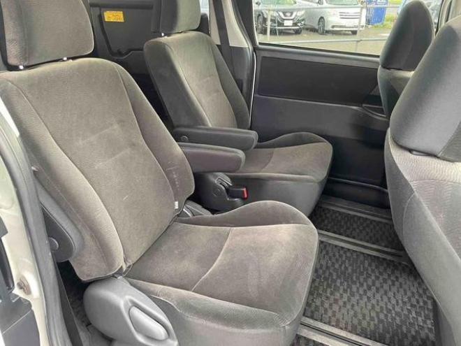 ヴォクシーＸ Ｌエディション 寒冷地仕様 4WD 2000 5Dr