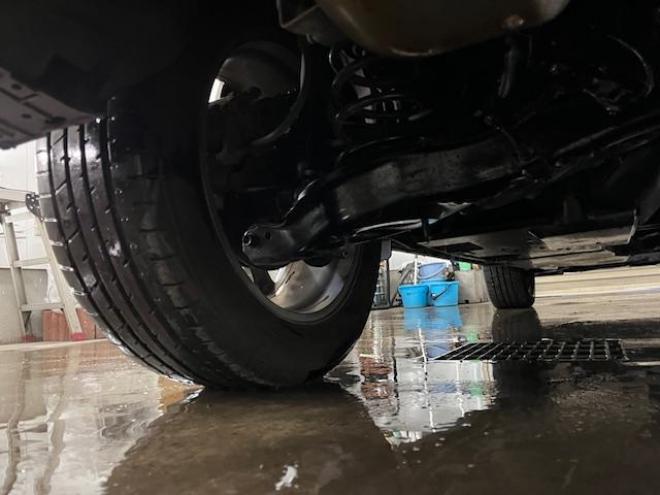 CX-5ＸＤ　Ｌパッケージ　本州仕入　寒冷地仕様　禁煙車　ＷＡＫＯＳバリアスコーティング済　スカイアクティブディーゼルターボ　ＧＲｅｄｄｙフロントスポイラー　純正１９インチＡＷ　社外１７ＡＷ＋スタッドレスタイヤ付　純正ナビ（フルセグ地デジ　Ｂｌｕｅｔｏｏｔｈ）＋バックカメラ＆サイドカメラ　純正レザーシート　レーダークルーズコントロール　ブラインドスポット　車線逸脱警報　ＬＥＤヘッドライト　両席シートヒーター　アドバンスキー　ドラレコ　横滑り防止装置　ＥＴＣ 4WD 2200 5Dr