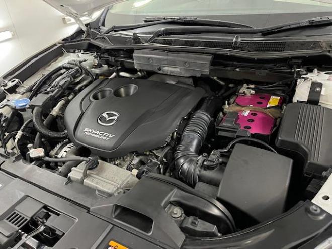 CX-5ＸＤ　Ｌパッケージ　本州仕入　寒冷地仕様　禁煙車　ＷＡＫＯＳバリアスコーティング済　スカイアクティブディーゼルターボ　ＧＲｅｄｄｙフロントスポイラー　純正１９インチＡＷ　社外１７ＡＷ＋スタッドレスタイヤ付　純正ナビ（フルセグ地デジ　Ｂｌｕｅｔｏｏｔｈ）＋バックカメラ＆サイドカメラ　純正レザーシート　レーダークルーズコントロール　ブラインドスポット　車線逸脱警報　ＬＥＤヘッドライト　両席シートヒーター　アドバンスキー　ドラレコ　横滑り防止装置　ＥＴＣ 4WD 2200 5Dr