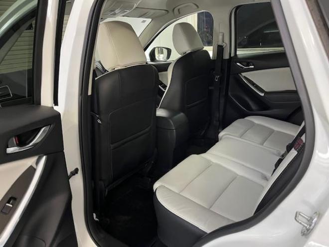 CX-5ＸＤ　Ｌパッケージ　本州仕入　寒冷地仕様　禁煙車　ＷＡＫＯＳバリアスコーティング済　スカイアクティブディーゼルターボ　ＧＲｅｄｄｙフロントスポイラー　純正１９インチＡＷ　社外１７ＡＷ＋スタッドレスタイヤ付　純正ナビ（フルセグ地デジ　Ｂｌｕｅｔｏｏｔｈ）＋バックカメラ＆サイドカメラ　純正レザーシート　レーダークルーズコントロール　ブラインドスポット　車線逸脱警報　ＬＥＤヘッドライト　両席シートヒーター　アドバンスキー　ドラレコ　横滑り防止装置　ＥＴＣ 4WD 2200 5Dr