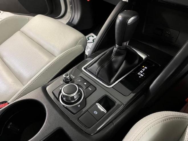 CX-5ＸＤ　Ｌパッケージ　本州仕入　寒冷地仕様　禁煙車　ＷＡＫＯＳバリアスコーティング済　スカイアクティブディーゼルターボ　ＧＲｅｄｄｙフロントスポイラー　純正１９インチＡＷ　社外１７ＡＷ＋スタッドレスタイヤ付　純正ナビ（フルセグ地デジ　Ｂｌｕｅｔｏｏｔｈ）＋バックカメラ＆サイドカメラ　純正レザーシート　レーダークルーズコントロール　ブラインドスポット　車線逸脱警報　ＬＥＤヘッドライト　両席シートヒーター　アドバンスキー　ドラレコ　横滑り防止装置　ＥＴＣ 4WD 2200 5Dr