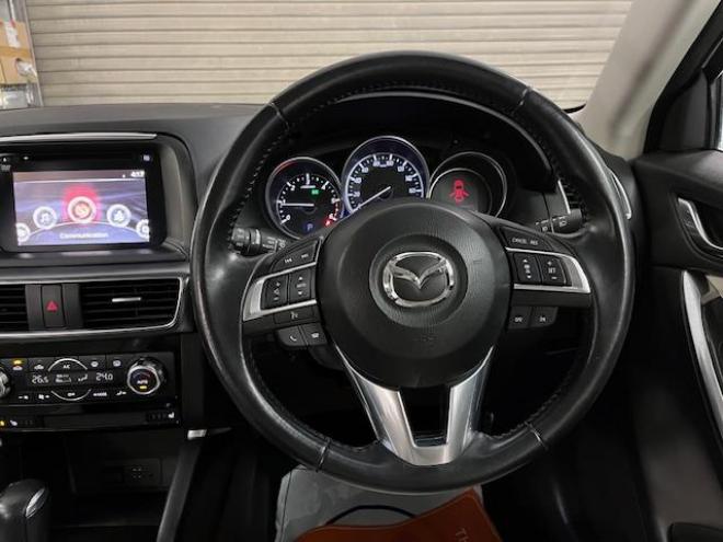 CX-5ＸＤ　Ｌパッケージ　本州仕入　寒冷地仕様　禁煙車　ＷＡＫＯＳバリアスコーティング済　スカイアクティブディーゼルターボ　ＧＲｅｄｄｙフロントスポイラー　純正１９インチＡＷ　社外１７ＡＷ＋スタッドレスタイヤ付　純正ナビ（フルセグ地デジ　Ｂｌｕｅｔｏｏｔｈ）＋バックカメラ＆サイドカメラ　純正レザーシート　レーダークルーズコントロール　ブラインドスポット　車線逸脱警報　ＬＥＤヘッドライト　両席シートヒーター　アドバンスキー　ドラレコ　横滑り防止装置　ＥＴＣ 4WD 2200 5Dr