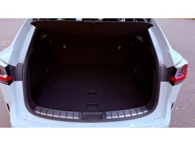 レクサスNX350H　Fスポーツ　恵庭ヤード 4WD 2480 5Dr