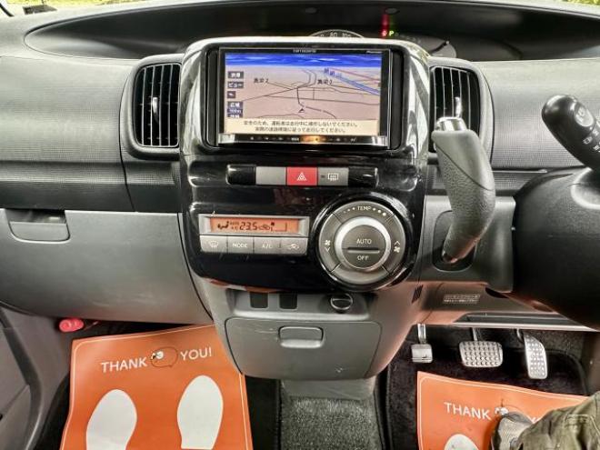 タントカスタムVセレクション　4WD タイミングチェーン車　エンジンスターター　楽ナビ　ワンセグテレビ　夏冬アルミ 4WD 5 660Dr