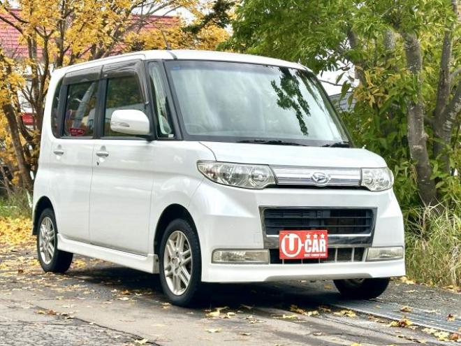 タントカスタムVセレクション　4WD タイミングチェーン車　エンジンスターター　楽ナビ　ワンセグテレビ　夏冬アルミ 4WD 5 660Dr