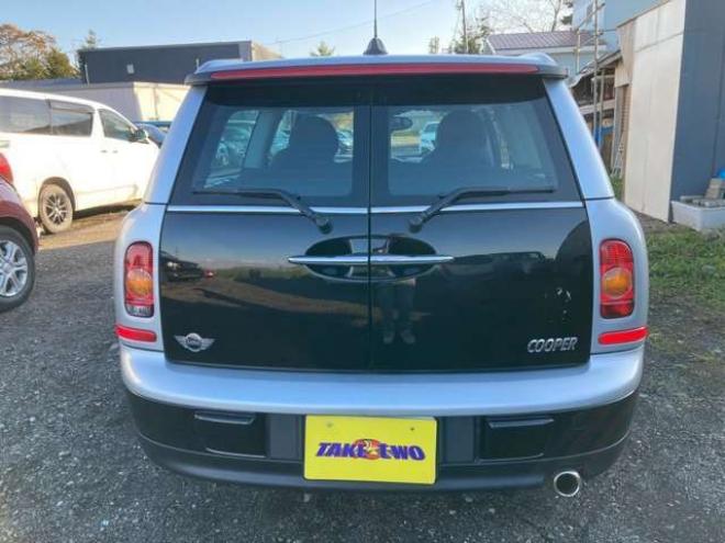 ミニクラブマン クーパー　サクラ・エディション日本 ETC ナビ 革シート キーレスエントリー パワーシート 正規輸入車 2WD 1600