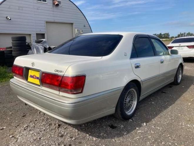 クラウンロイヤル 2.5 ロイヤルエクストラ Four リミテッド 4WD　ロイヤルエクストラFOUR特別仕車　車高調 2500