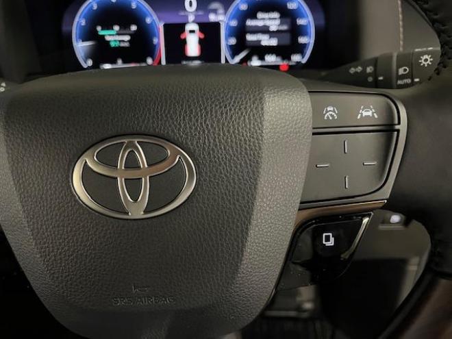 アルファードＺ　本州仕入　寒冷地仕様　禁煙車　トヨタセーフティセンス　左右独立ムーンルーフ　レーダークルーズ　レーントレーシング　純正１８インチＡＷ　ＴＯＹＯ製新品スタッドレスタイヤ　純正ナビ（フルセグ地デジ　Ｂｌｕｅｔｏｏｔｈ　Ｍｉｒａｃａｓｔ）＋バックカメラ＋全方位カメラ　両側パワースライドドア　パワーバックドア　純正ブラックレザーシート　電動オットマン　ＬＥＤヘッドライト　デジタルインナーミラー　ステアリングヒーター　シートヒーター＆クーラー　ＥＴＣ  4WD 2500 5Dr