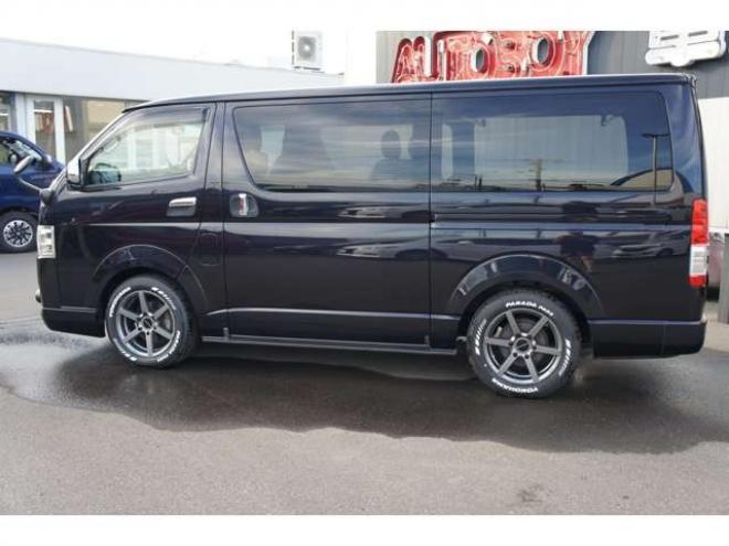 レジアスエース2.8 スーパーGL ダークプライムII ロングボディ ディーゼルターボ 4WD　415COBRA　S-6ボンネット&クリーンルック3Fリップ&ステージ2ルーフスポイラー&バッドラッカーSD-6　17インチAW　ヨコハマPARADA215/60R17　両側パワースライドドア　ETC　社外コンソールBOX 2800