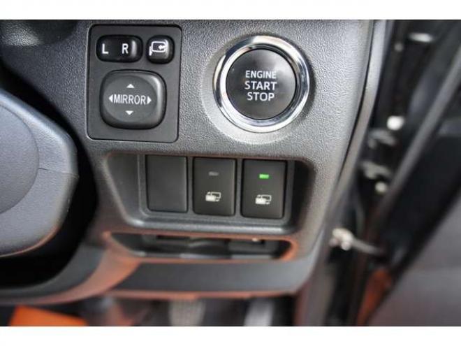 レジアスエース2.8 スーパーGL ダークプライム ロングボディ ディーゼルターボ 4WD　415COBRAコンプリート車両　ファントムヘッドライトシステム&ファントムゴールド18インチホイール&フェイスリフトキット&フルエアロ&フローティングリップ&ローフォルムフェンダー　玄武2インチダウンブロック 2800