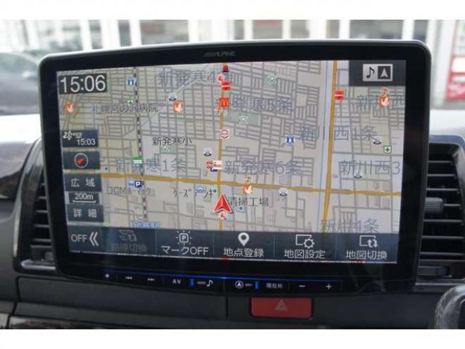 レジアスエース2.8 スーパーGL ダークプライム ロングボディ ディーゼルターボ 4WD　415COBRAコンプリート車両　ファントムヘッドライトシステム&ファントムゴールド18インチホイール&フェイスリフトキット&フルエアロ&フローティングリップ&ローフォルムフェンダー　玄武2インチダウンブロック 2800