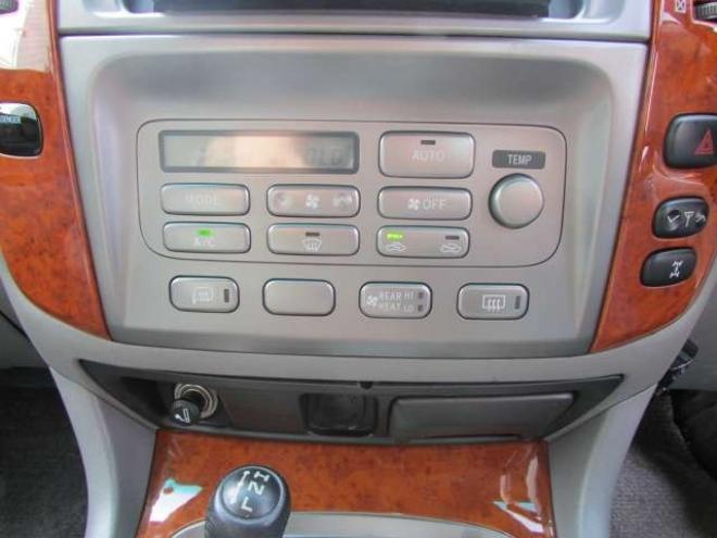 ランドクルーザー100 4.2 VXリミテッド Gセレクション ツーリングエディション ディーゼルターボ 4WD　クルーズコントロール/シートヒーター/パワーシート/ETC/社外ナビ/フルセグTV/バックカメラ/ヒッチメンバー/GANADORマフラー 4200