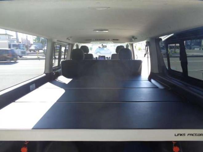 ハイエースバン3.0 スーパーGL ロング ディーゼルターボ 4WD　R4年タイミングベルト交換　キーレス　ナビ　ワンセグ　バックカメラ　バッドラッカー17インチアルミホイール　415コブラボンネット・フロントスポイラー 3000