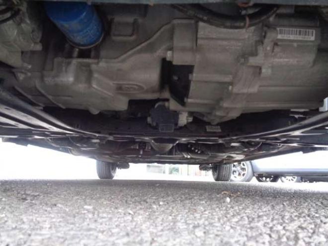 フィット1.3 G　FF　距離26000km　新品スタッドレスタイヤ　キーレス 2WD 1300