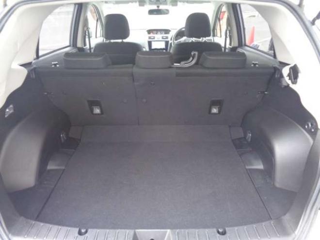 インプレッサXV2.0i-L アイサイト 4WD　純正ナビ　フルセグ　バックカメラ 2000