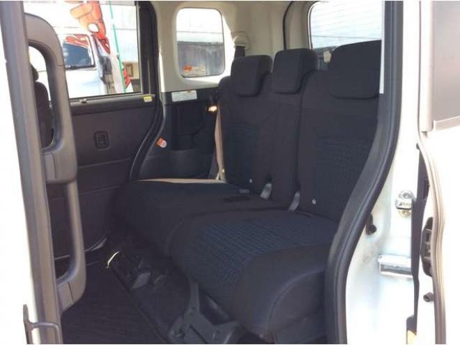 ルーミー1.0 カスタム G 4WD　両側パワスラ　プッシュスタート　スマキー　LEDヘッドライト&フォグ　クルーズコントロール　横滑り防止　衝突被害軽減システム　アイドリングストップ　バックカメラ　トヨタ純正ナビ　フルセグTV 1000