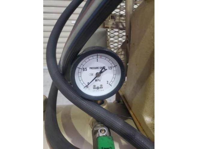 コンプレッサーTOSCONコンプレッサー2.2kw ３馬力　200v