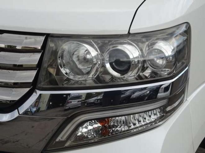 N-BOXカスタムG ターボSSパッケージ 4WD　本州仕入・ナビ・TV・Bluetooth・バックカメラ・ETC・両側パワスラ・禁煙車・シートヒーター 660