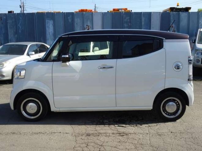 N-BOXスラッシュ X 4WD　ナビ・TV・バックカメラ・Bluetooth・禁煙車・エンジンスターター・シートヒーター 660