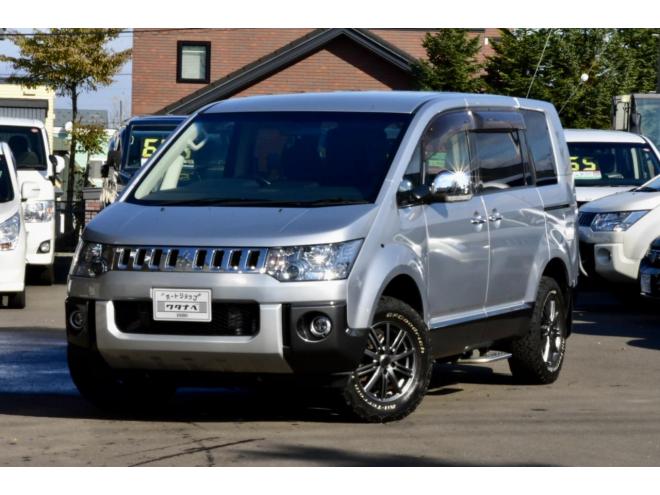 デリカD:5　Chamonix　４WD　本州仕入　車検２年付　両側パワースライド　ステップ付　フリップダウンモニター　寒冷地仕様