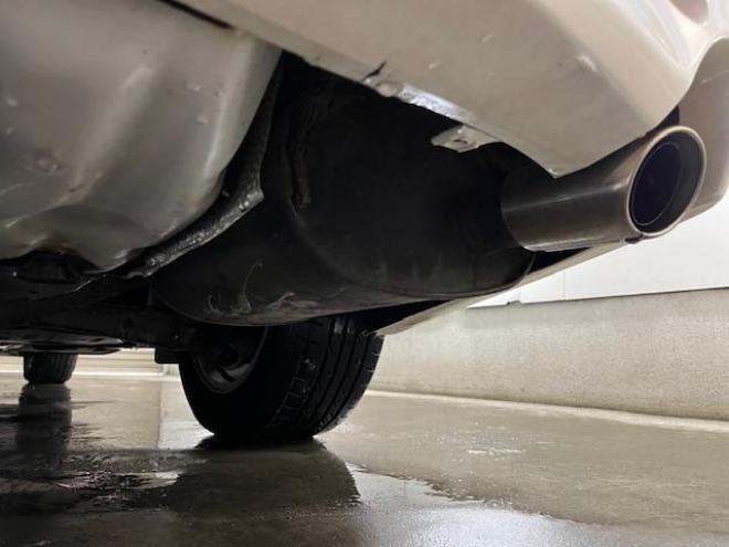 マークXプレミアム　Ｆｏｕｒ　本州仕入　寒冷地仕様　禁煙車　ＷＡＫＯＳバリアスコーティング済　純正１６インチＡＷ　純正１６ＡＷ＋スタッドレスタイヤ付　純正ナビ（フルセグ地デジ　ＤＶＤ再生　Ｂｌｕｅｔｏｏｔｈ対応）＋バックカメラ　純正ハーフレザーシート　エンジンスターター　クルーズコントロール　ＰＵＳＨスタート　スマートキー　フロントガラス熱線　ミラーヒーター　両席パワーシート　タイミングチェーン車　ＨＩＤヘッドライト　横滑り防止装置　ＥＴＣ 4WD 2500 4Dr