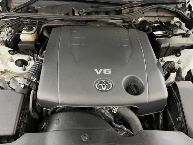 マークXプレミアム　Ｆｏｕｒ　本州仕入　寒冷地仕様　禁煙車　ＷＡＫＯＳバリアスコーティング済　純正１６インチＡＷ　純正１６ＡＷ＋スタッドレスタイヤ付　純正ナビ（フルセグ地デジ　ＤＶＤ再生　Ｂｌｕｅｔｏｏｔｈ対応）＋バックカメラ　純正ハーフレザーシート　エンジンスターター　クルーズコントロール　ＰＵＳＨスタート　スマートキー　フロントガラス熱線　ミラーヒーター　両席パワーシート　タイミングチェーン車　ＨＩＤヘッドライト　横滑り防止装置　ＥＴＣ 4WD 2500 4Dr