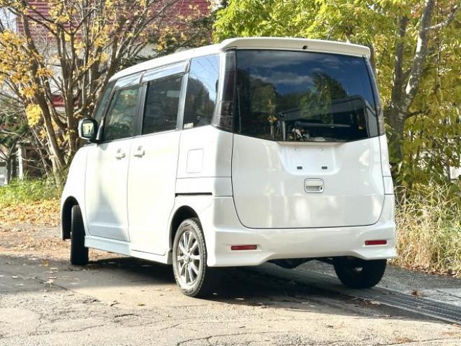 ルークスハイウェイスター　ターボ　4WD 両側電動リモコンスライドドア　タイミングチェーン車　HID スマートキー　楽ナビ　ワンセグテレビ 4WD 5 660Dr