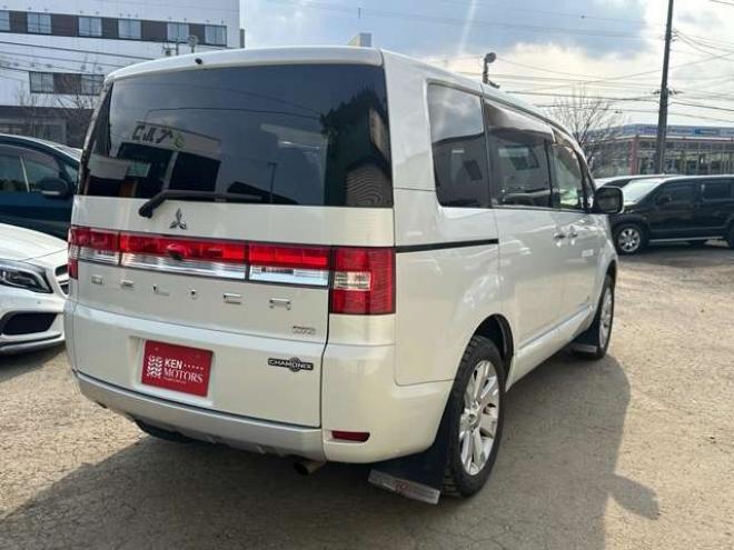 デリカD：5 2.2 シャモニー ディーゼルターボ 4WD　ワンオーナー/社外ナビ/両側パワスラ/ETC 2300