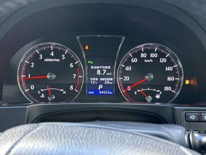 クラウンアスリート 2.5 G i-Four 4WD　サンルーフ　黒皮シート　レーダークルーズ　ETC　パワステ　パワーウィンドウ　純正ナビ　純正アルミ　ABS　キーレスエントリー 2500