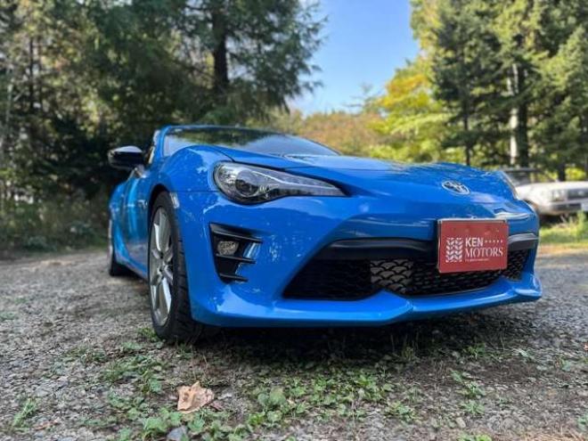 862.0 GT　社外ターボ・ブリッツ仕様　クスコ車高調　LSD　HKSマフラー　ブリッツブーコン　ブリッツオイルクーラー　社外アルミ　パワステ　パワーウィンドウ　純正ナビ　ABS　キーレスエントリー 2WD 2000