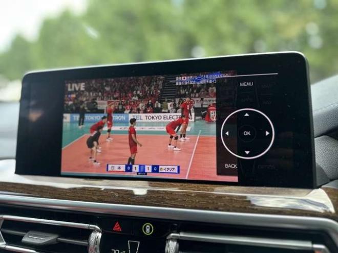 BMWX3 xドライブ20d Mスポーツ ディーゼルターボ 4WD　マイナー後　電動シート　電動リアゲート　TVナビ　バックカメラ　パワステ　パワーウィンドウ　シートヒーター　ETC　アルミホイール　盗難防止装置　ABS　クルーズコントロール 正規輸入車 2000