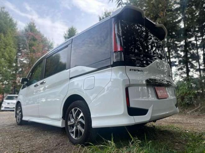 ステップワゴン1.5 スパーダ クールスピリット 4WD　ホンダセンシング　純正アルミ　パワステ　パワーウィンドウ　記録簿　ABS　両側パワースライドドア　クルーズコントロール　LEDヘッドライト　トリプルゾーンフルオートエアコン　コンビシート 1500