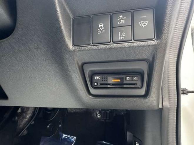 ステップワゴン1.5 スパーダ クールスピリット 4WD　ホンダセンシング　純正アルミ　パワステ　パワーウィンドウ　記録簿　ABS　両側パワースライドドア　クルーズコントロール　LEDヘッドライト　トリプルゾーンフルオートエアコン　コンビシート 1500