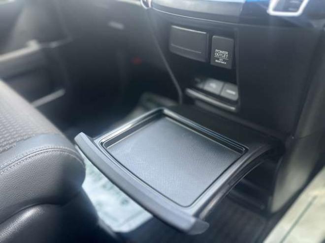 ステップワゴン1.5 スパーダ クールスピリット 4WD　ホンダセンシング　純正アルミ　パワステ　パワーウィンドウ　記録簿　ABS　両側パワースライドドア　クルーズコントロール　LEDヘッドライト　トリプルゾーンフルオートエアコン　コンビシート 1500