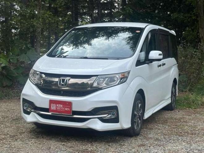 ステップワゴン1.5 スパーダ クールスピリット 4WD　ホンダセンシング　純正アルミ　パワステ　パワーウィンドウ　記録簿　ABS　両側パワースライドドア　クルーズコントロール　LEDヘッドライト　トリプルゾーンフルオートエアコン　コンビシート 1500