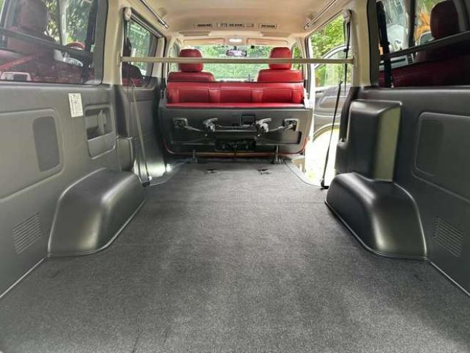 レジアスエース3.0 スーパーGL ロングボディ ディーゼルターボ 4WD　ワンオーナー　社外アルミ　モデリスタエアロ　オーバーフェンダー　両側パワースライドドア　ETC　Gスターター　バックカメラ　PS　PW　ABS　キーレス　純正ナビ 3000