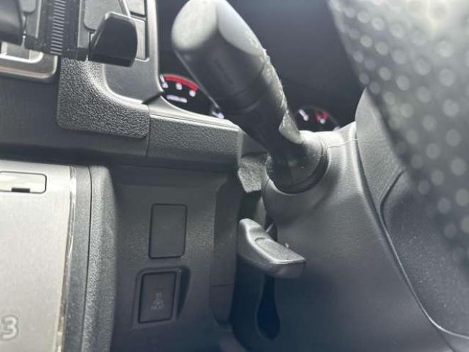 レジアスエース3.0 スーパーGL ロングボディ ディーゼルターボ 4WD　ワンオーナー　社外アルミ　モデリスタエアロ　オーバーフェンダー　両側パワースライドドア　ETC　Gスターター　バックカメラ　PS　PW　ABS　キーレス　純正ナビ 3000