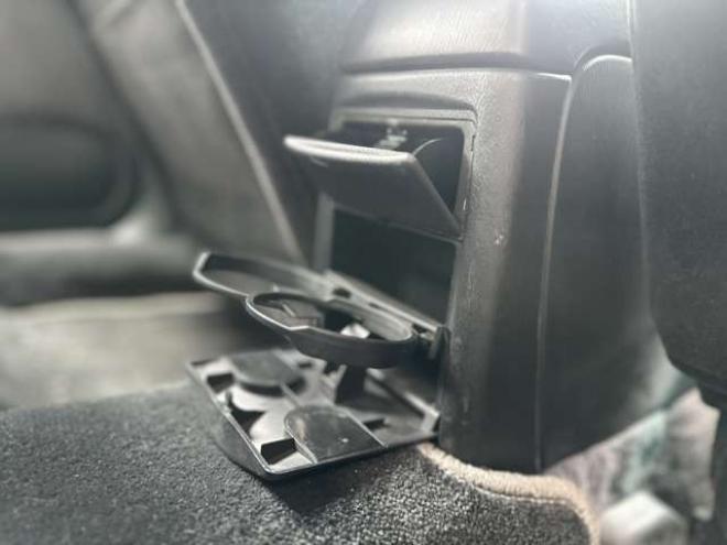 レガシィB4 2.0 RS タイプB 4WD　社外スターター　パワステ　パワーウィンドウ　純正エアロ　純正アルミ　ABS　キーレス　記録簿　電動シート　純正オーディオ 2000