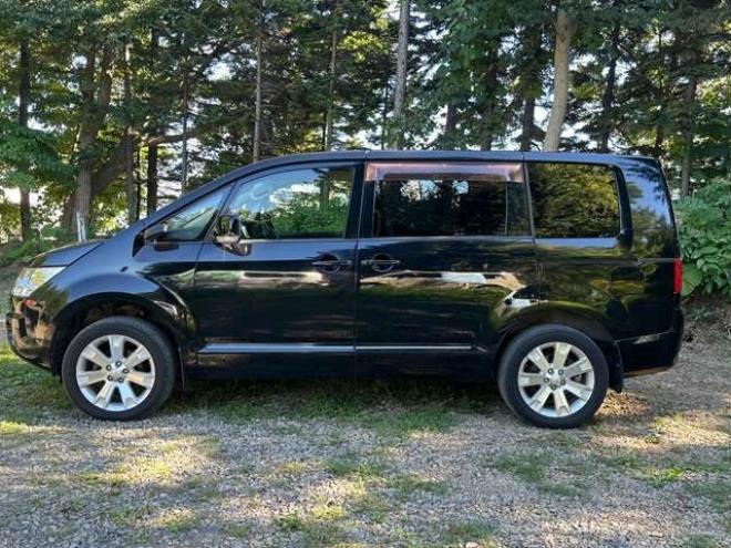 デリカD：5 2.2 D パワーパッケージ ディーゼルターボ 4WD　ワンオーナー/記録簿/社外ナビ/Bカメラ/ETC 2300