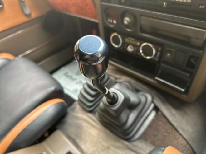 サファリ4.2 エクストラ標準ルーフAD ディーゼル 4WD　リフトアップ　リアヒーター　社外サンルーフ　ドライブレコーダー　ETC　可倒式リアシート　パワステ　社外アルミホイール　社外オーディオ　マッドタイヤ　全塗装済　ターボ 4200