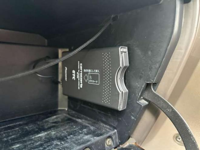 サファリ4.2 エクストラ標準ルーフAD ディーゼル 4WD　リフトアップ　リアヒーター　社外サンルーフ　ドライブレコーダー　ETC　可倒式リアシート　パワステ　社外アルミホイール　社外オーディオ　マッドタイヤ　全塗装済　ターボ 4200