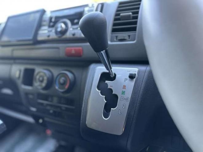 ハイエースバン2.7 DX ワイド スーパーロング ハイルーフ GLパッケージ 4WD　ハイルーフ　サブバッテリー　ベットキット　ワンオーナー　パワステ　パワーウィンドウ　キーレス　片側スライドドア 2700