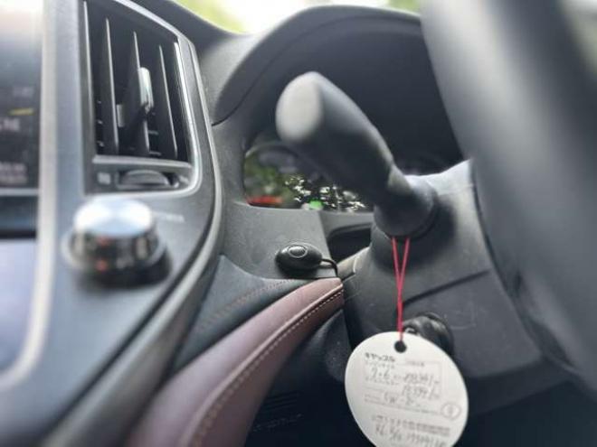 クラウンアスリート ハイブリッド 2.5 S Four 4WD　TVナビ/Bカメラ/クルコン/AW/PS/PW 2500