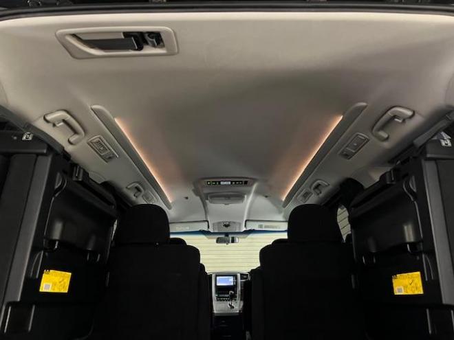 ヴェルファイア２．４Ｚ　プラチナセレクションⅡ　本州仕入　ワンオーナー　禁煙車　ＷＡＫＯＳバリアスコーティング済　純正１８インチＡＷ　純正１６ＡＷ＋スタッドレスタイヤ付　両側パワースライドドア　パワーバックドア　純正ナビ（フルセグ地デジ　ＤＶＤ再生　Ｂｌｕｅｔｏｏｔｈ）＋バックカメラ　純正リアフリップダウンモニター　コーナーセンサー　横滑り防止装置　ＨＩＤ　ＥＴＣ 　タイミングチェーン 4WD 2400 5Dr