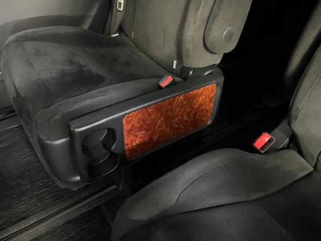 ヴェルファイア２．４Ｚ　プラチナセレクションⅡ　本州仕入　ワンオーナー　禁煙車　ＷＡＫＯＳバリアスコーティング済　純正１８インチＡＷ　純正１６ＡＷ＋スタッドレスタイヤ付　両側パワースライドドア　パワーバックドア　純正ナビ（フルセグ地デジ　ＤＶＤ再生　Ｂｌｕｅｔｏｏｔｈ）＋バックカメラ　純正リアフリップダウンモニター　コーナーセンサー　横滑り防止装置　ＨＩＤ　ＥＴＣ 　タイミングチェーン 4WD 2400 5Dr