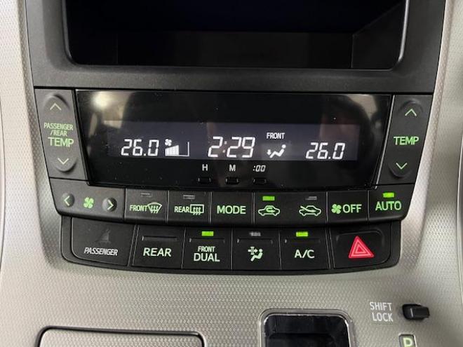 ヴェルファイア２．４Ｚ　プラチナセレクションⅡ　本州仕入　ワンオーナー　禁煙車　ＷＡＫＯＳバリアスコーティング済　純正１８インチＡＷ　純正１６ＡＷ＋スタッドレスタイヤ付　両側パワースライドドア　パワーバックドア　純正ナビ（フルセグ地デジ　ＤＶＤ再生　Ｂｌｕｅｔｏｏｔｈ）＋バックカメラ　純正リアフリップダウンモニター　コーナーセンサー　横滑り防止装置　ＨＩＤ　ＥＴＣ 　タイミングチェーン 4WD 2400 5Dr